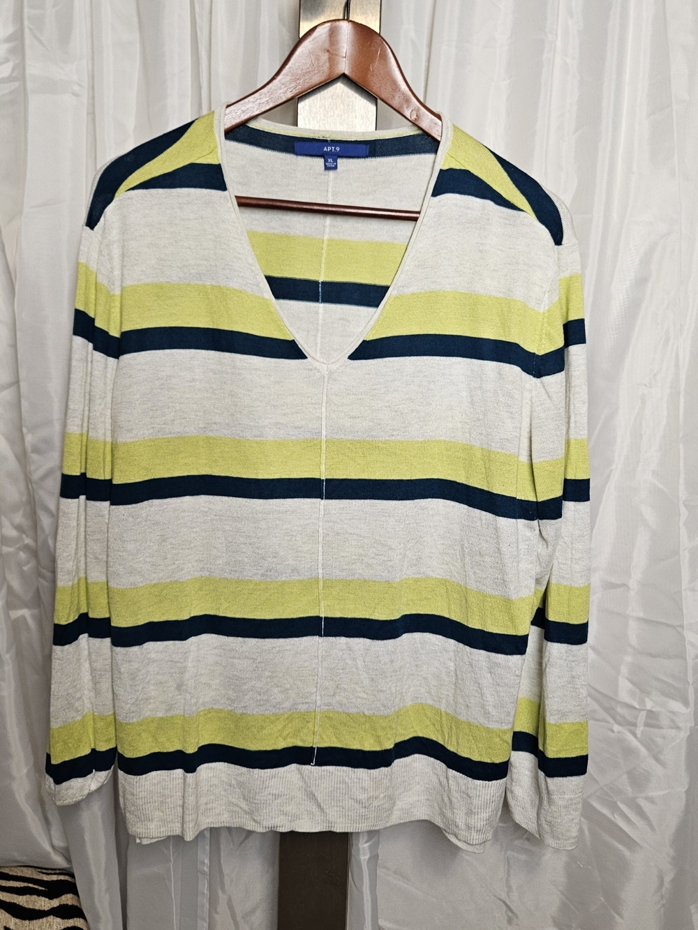 Apt. 9 Women’s V-Neck Striped Sweater in White, Lime & Navy Xl